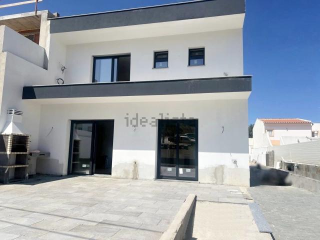 Moradia, Algoz