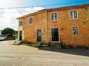 Moradia, Casével e Vaqueiros