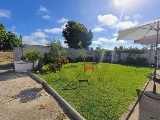 Moradia, Alfeizerão