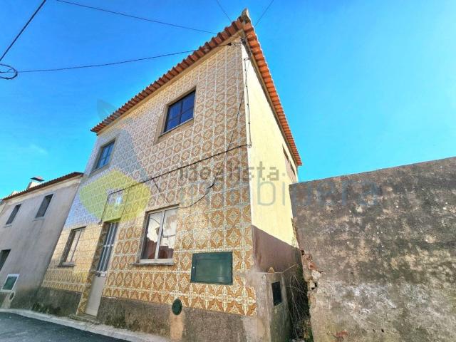 Moradia, Alferce
