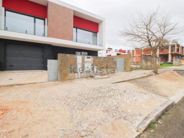 Moradia, Alhos Vedros