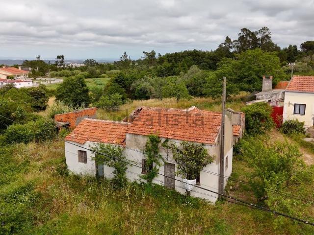 Moradia, Alhadas