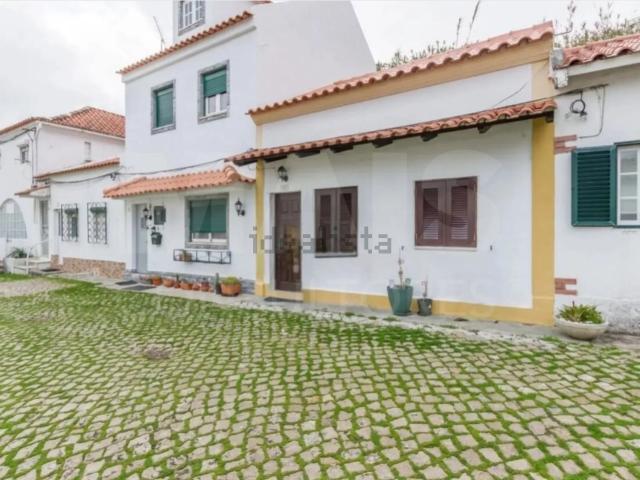 Moradia, Caparica e Trafaria