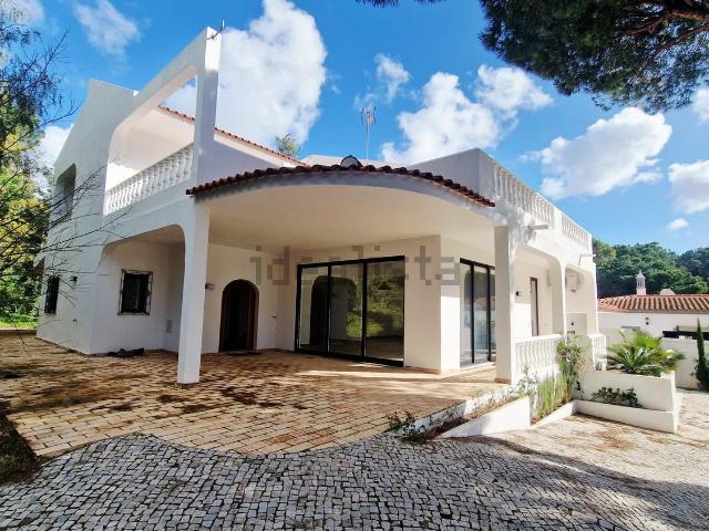 Moradia, Almancil