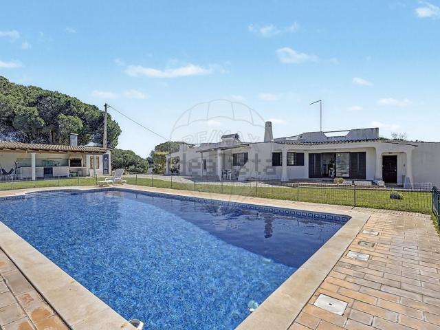 Moradia, Almancil