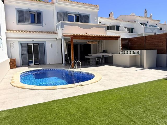 Moradia, Almancil