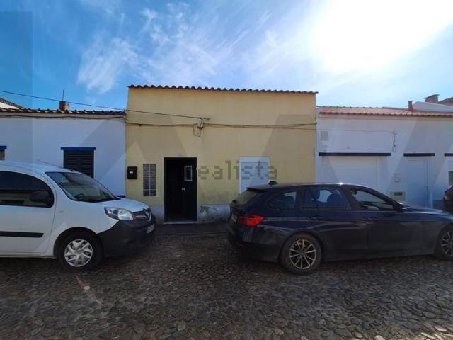 Moradia, Almeirim