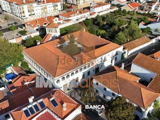 Moradia, Almeirim