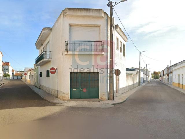 Moradia, Almeirim
