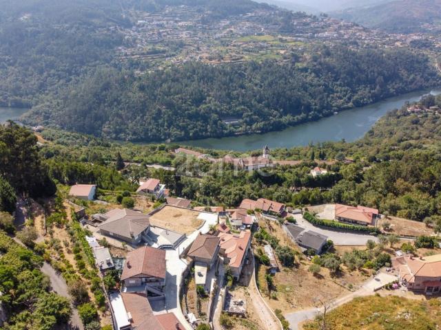 Moradia, Alpendorada Várzea Torrão