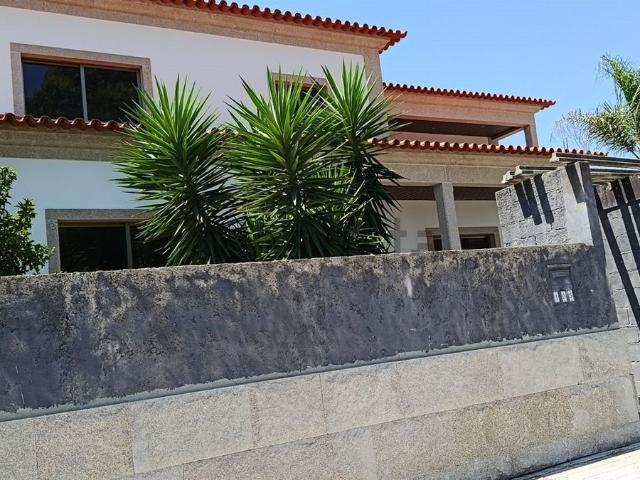 Moradia, Alpendorada Várzea Torrão