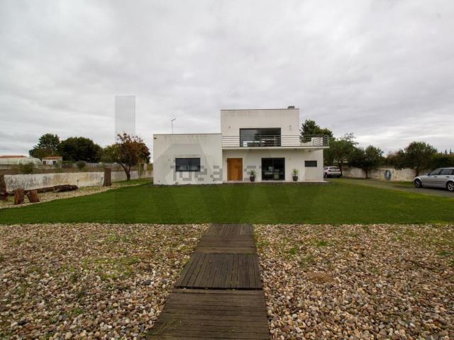 Moradia, Alpiarça