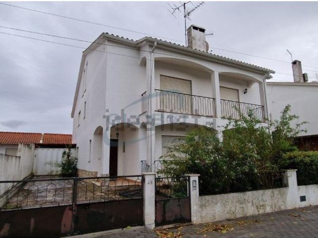 Moradia, Alpiarça