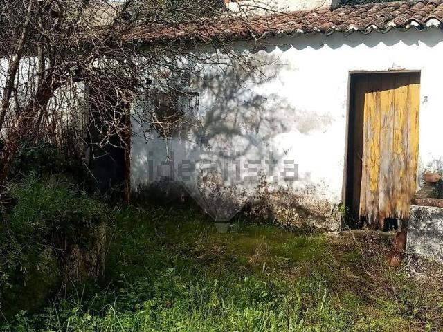 Moradia, Alvega e Concavada