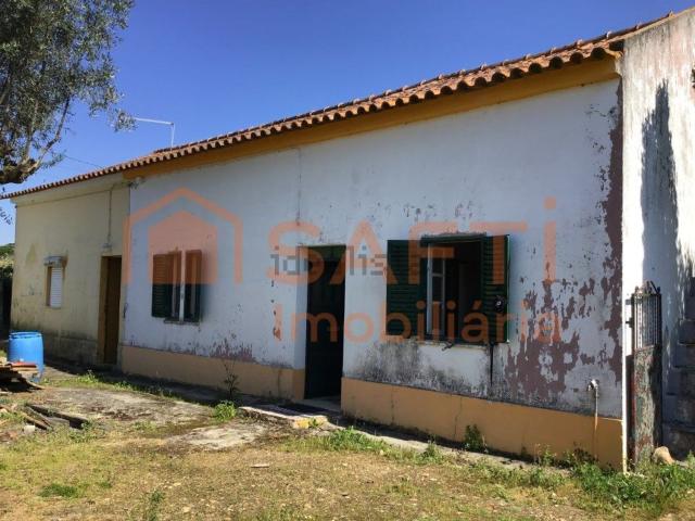 Moradia, Alvega e Concavada