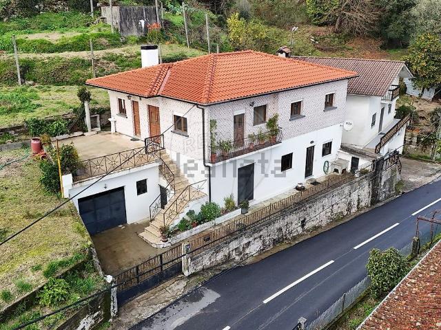 Moradia, Alvite e Passos