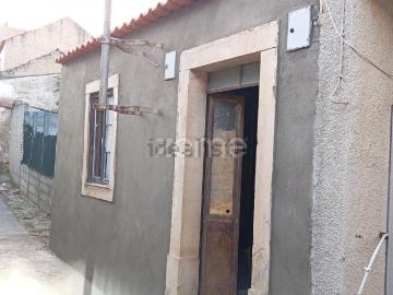 Moradia, Amiais de Baixo