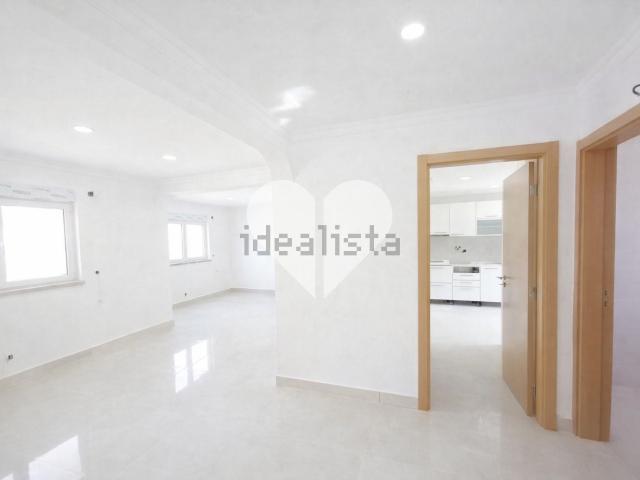 Moradia, Amora