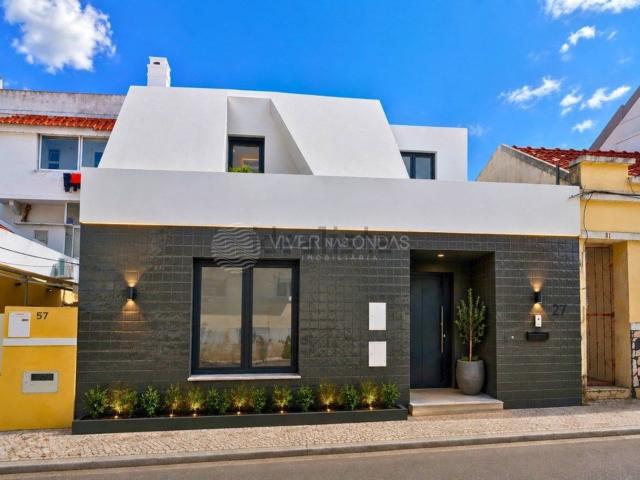Moradia, Amora