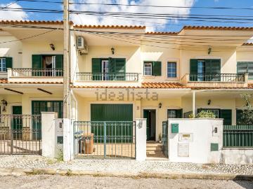 Casa à venda em Amora - Ar Condicionado