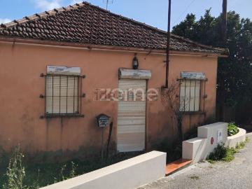 Moradia, Amoreira da Gândara Paredes do Bairro Ancas