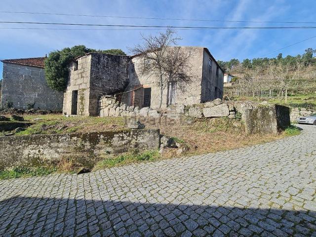 Moradia, Ancede e Ribadouro