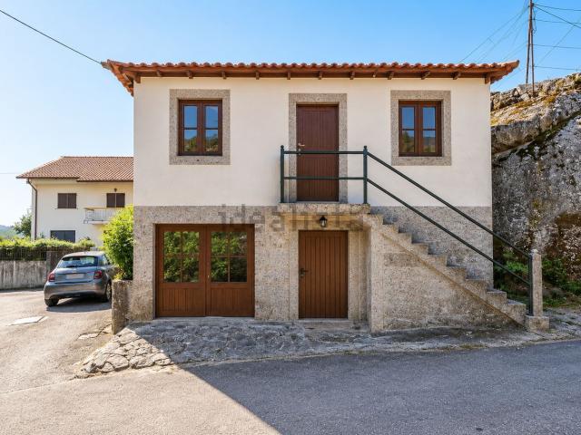 Moradia, Anissó e Soutelo