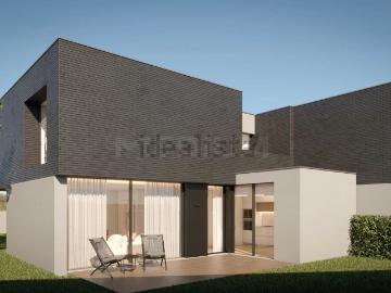 Moradia, Antas e Abade de Vermoim