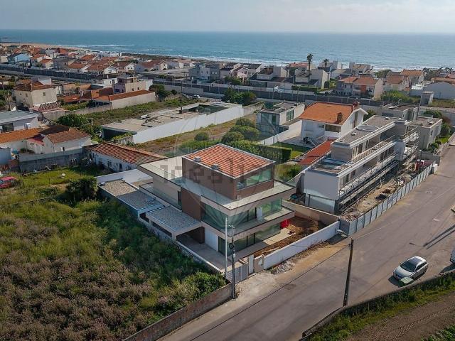 Moradia, Arcozelo