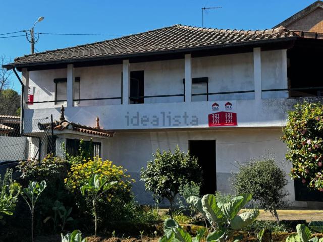 Moradia, Arco de Baúlhe e Vila Nune