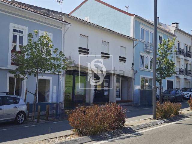 Moradia, Arcos e Mogofores