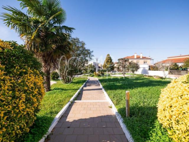 Moradia, Arcos e Mogofores