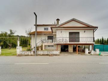 Moradia, Arcos e Mogofores