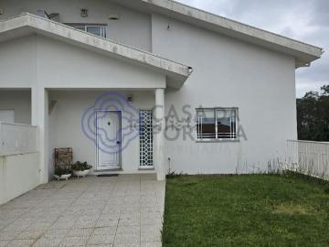 Moradia, Arada
