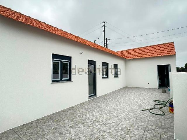 Moradia, Aradas