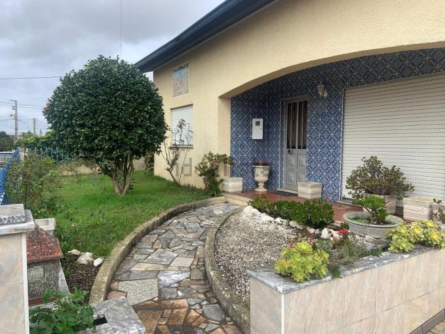 Moradia, Aradas