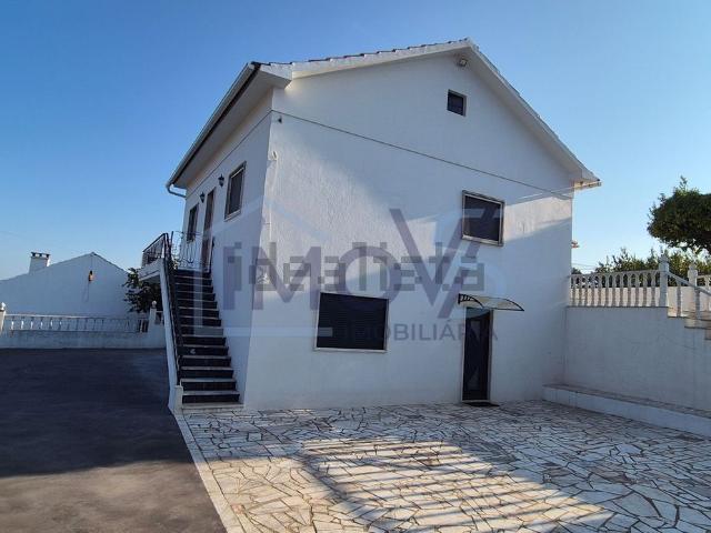 Moradia, Areias