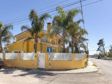 Moradia, Aroeira Norte, Charneca da Caparica e Sobreda