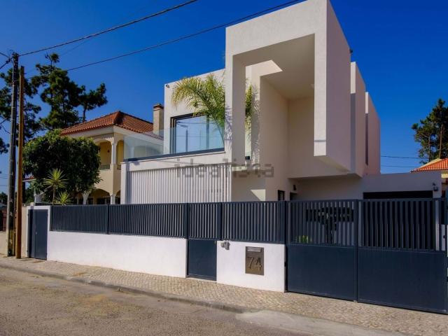 Moradia, Aroeira Norte, Charneca da Caparica e Sobreda