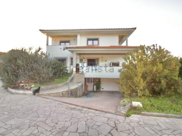 Moradia, Arnoso e Sezures