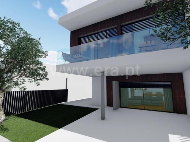 Moradia arquitetura moderna c/piscina em Celorico 235m² Britelo, Gémeos e Ourilhe