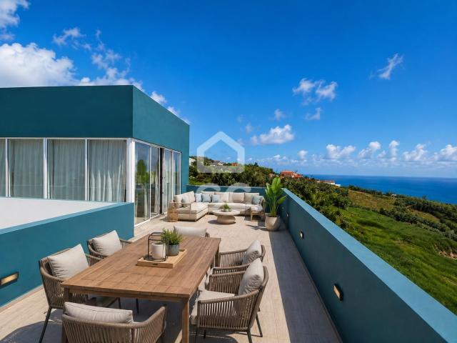 Moradia Arquitectura Moderna com 3 Quartos Remédios Ponta Delgada