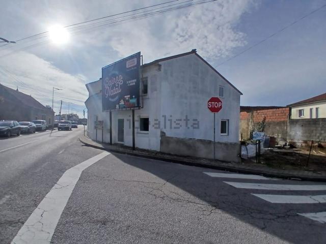 Moradia, Bustos Troviscal Mamarrosa