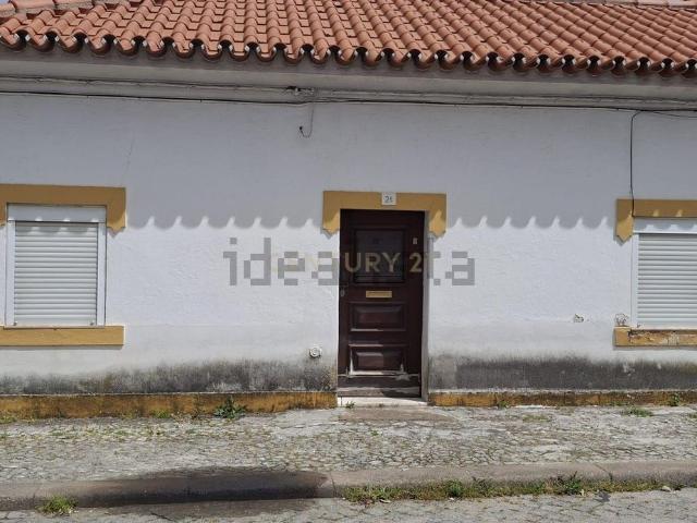 Moradia, Bacelo e Senhora da Saúde
