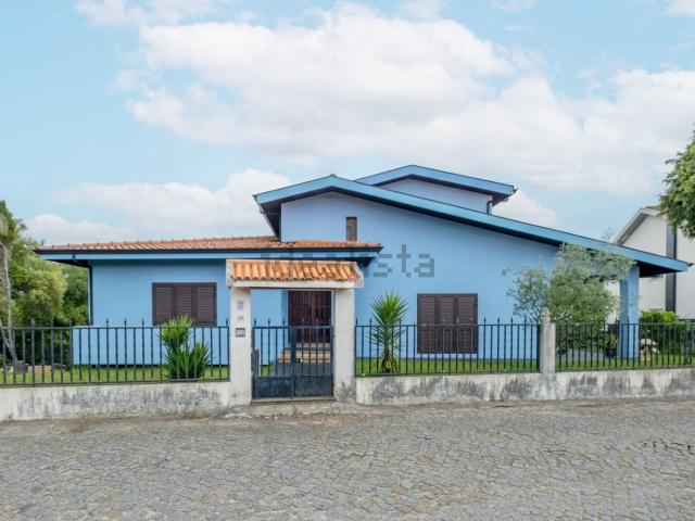 Moradia, Baguim do Monte