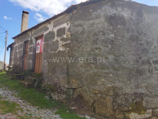 Moradia / Baião, Teixeira e Teixeiró