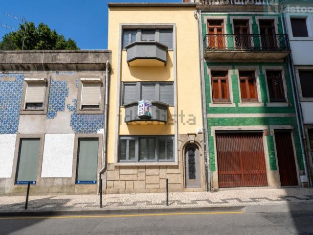 Moradia, Bairro das Artes, Cedofeita Santo Ildefonso Sé Miragaia São Nicolau Vitória