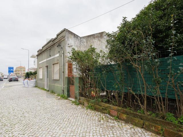 Moradia, Baixa da Banheira e Vale da Amoreira