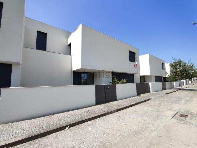 Moradia, Barcelinhos