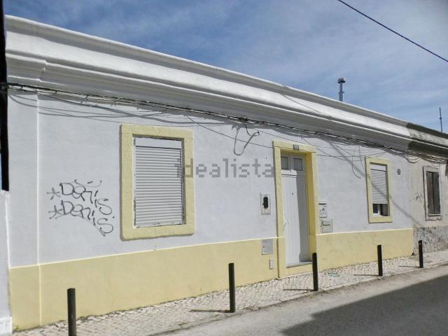 Moradia, Barreiro e Lavradio